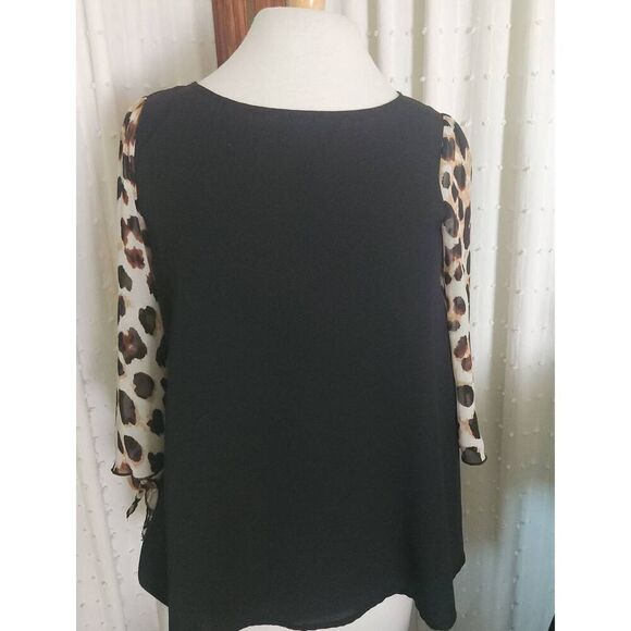 F32 Red Lolly black blouse with leopard print sleeves - Picture 4 of 8